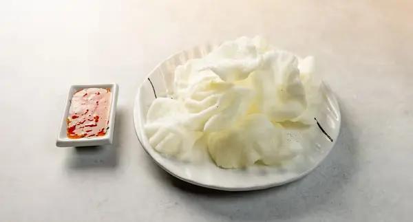 Krupuk (čips od škampa)